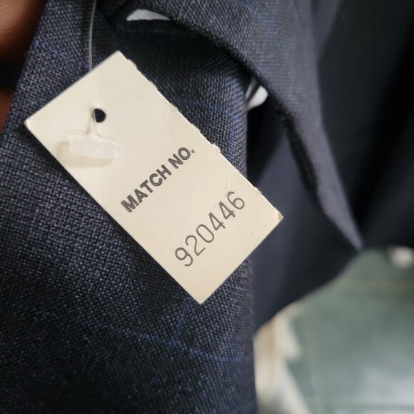 NWT- CANALI Men’s Italian Pure Wool Double Breasted Suit - Classic Fit - Picture 4 of 15